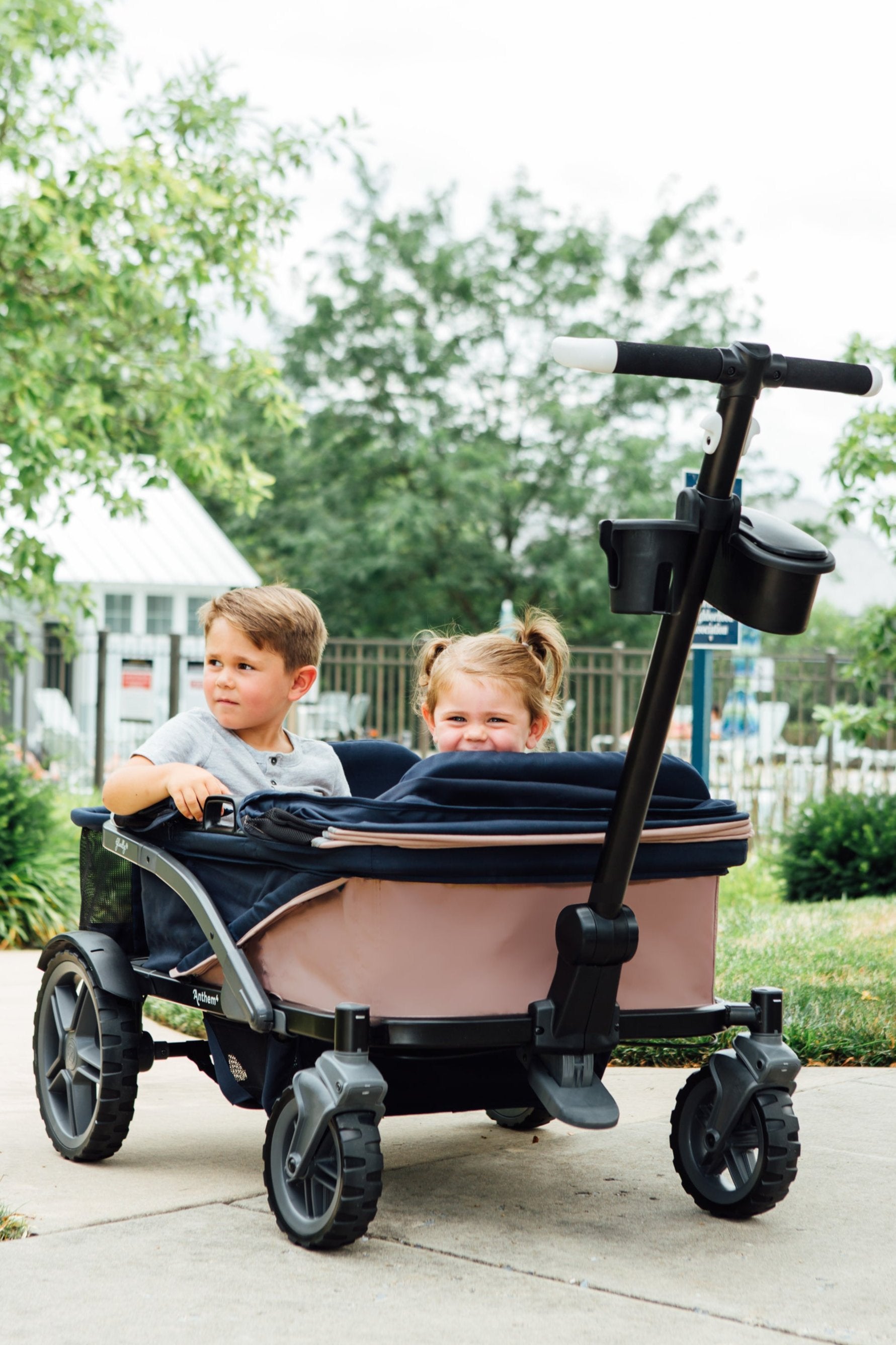 NEW! Anthem™ 5-pt Harness All-Terrain Wagon Stroller